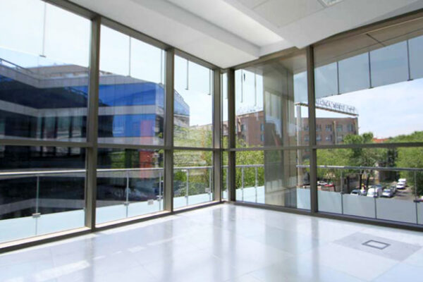 alquiler oficinas edificio julian camarillo madrid gomendio constructores edificios de oficinas